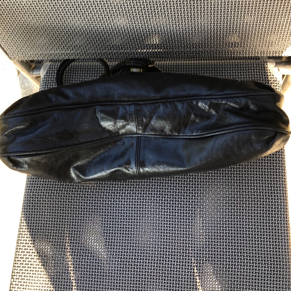 Cynthia Rowley Beautiful Black Slim Shoulder Bag - Picture 8 of 8